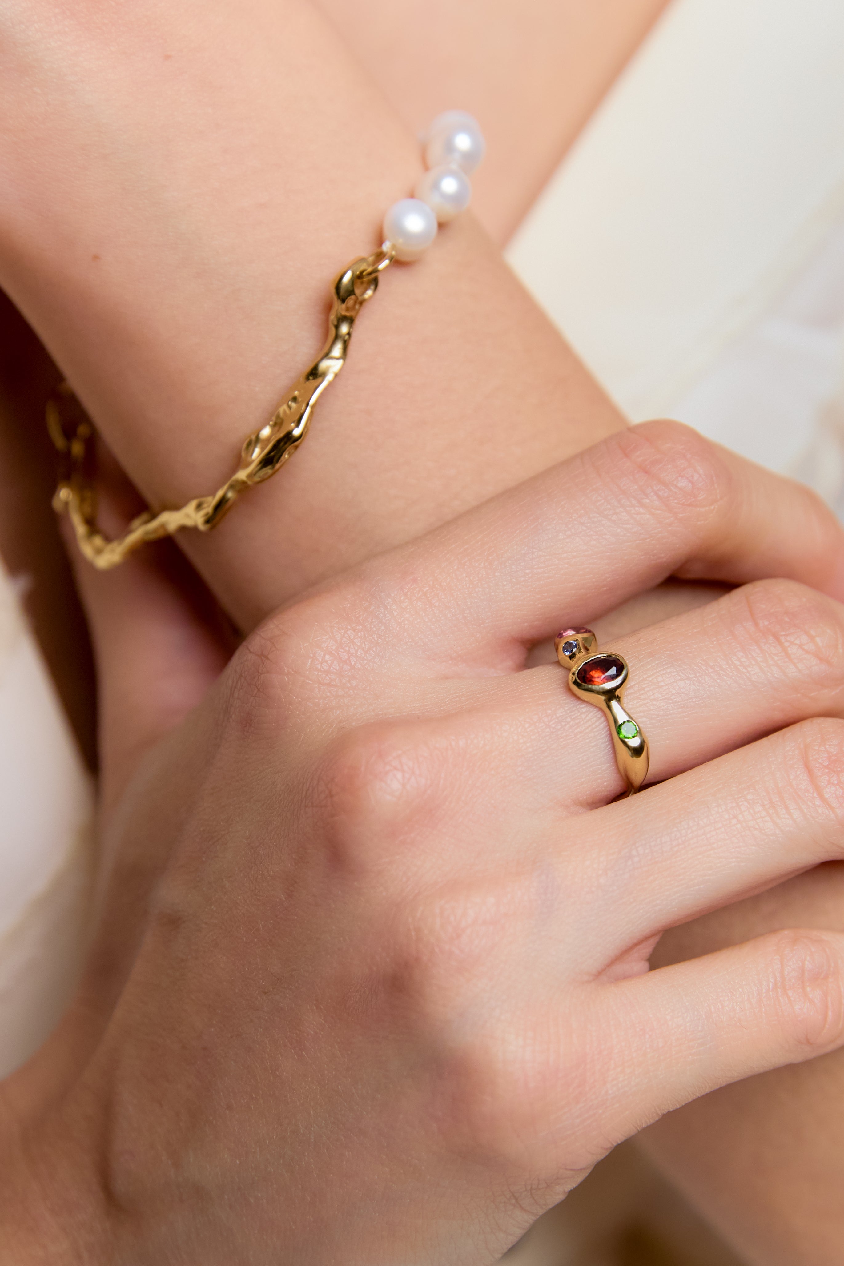 Drip Perla Bracelet - 14K Gold Plated Bronze