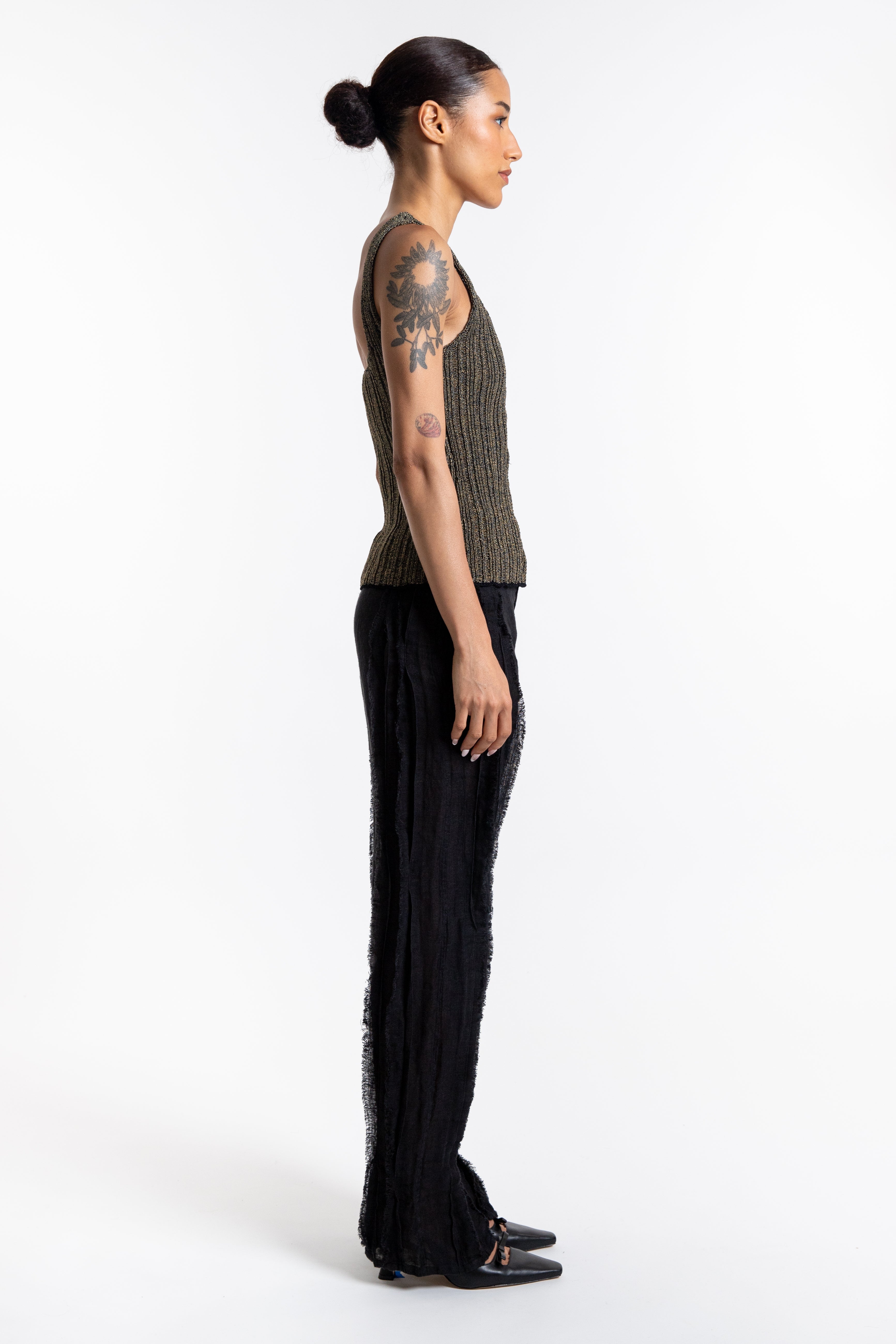 Fringe Unhinged Pleated Pants - Black