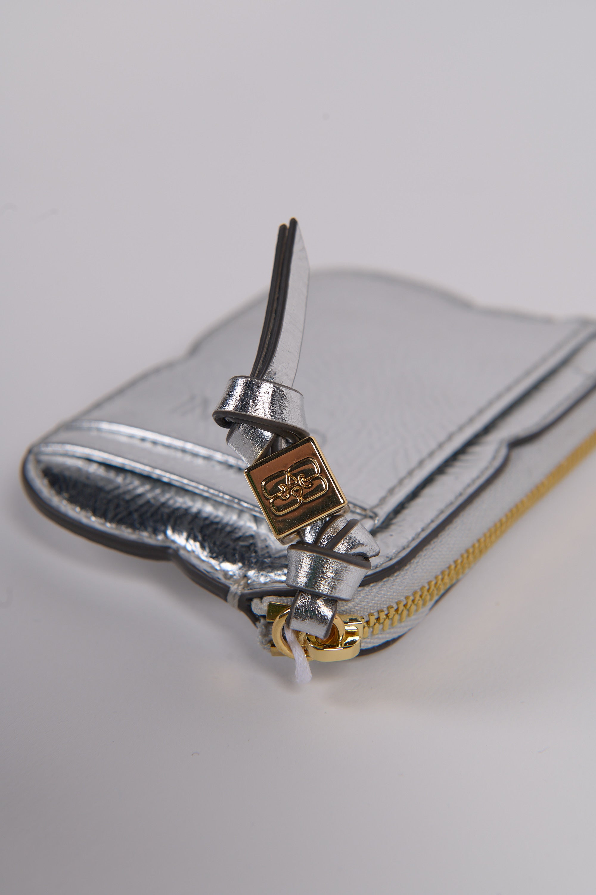 Bou Compact Zipped Wallet Metallic - Silver