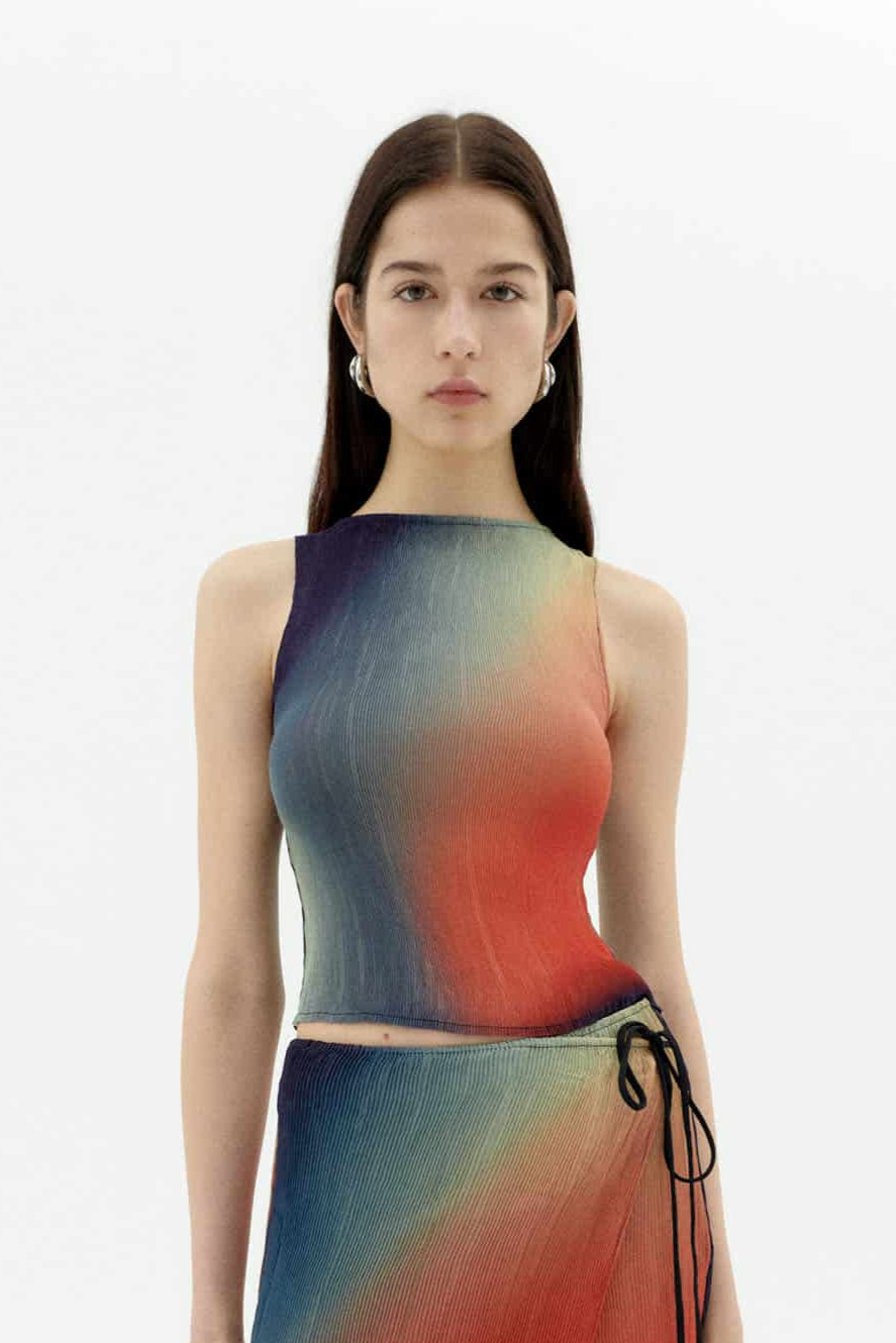 Red Bookeh Dora Pleated Top - Multicolor