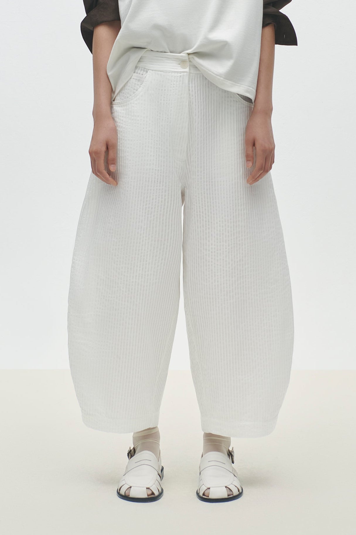 Tubular Curved Pants - White