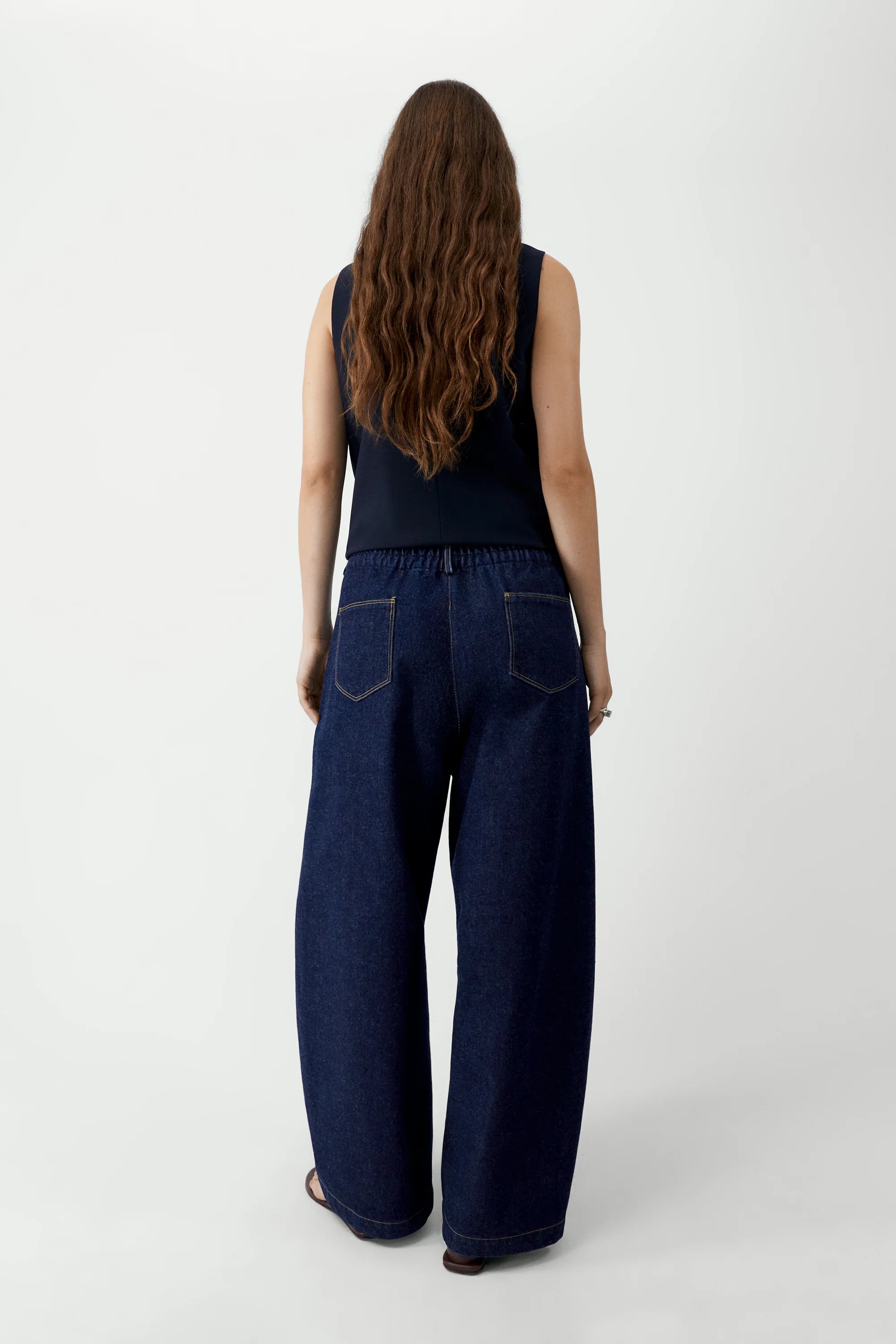 Curved Baggy Jeans - Denim