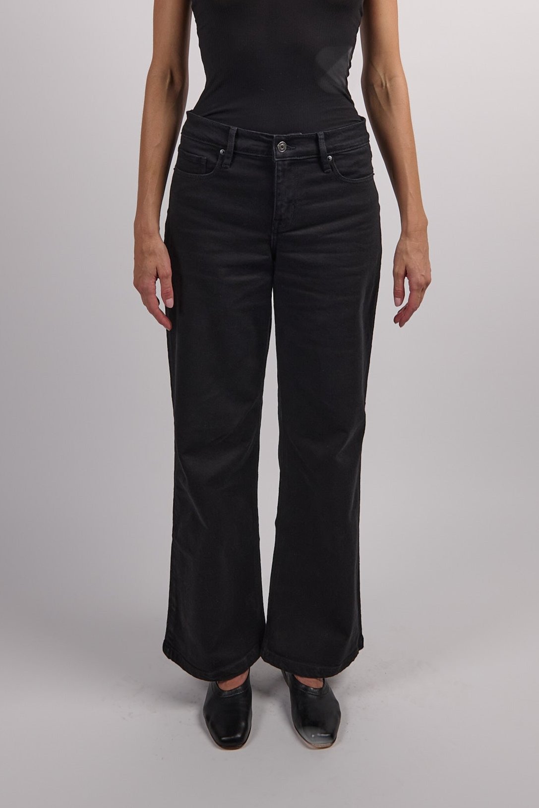 Mia Mid Wide Leg Jean - Black