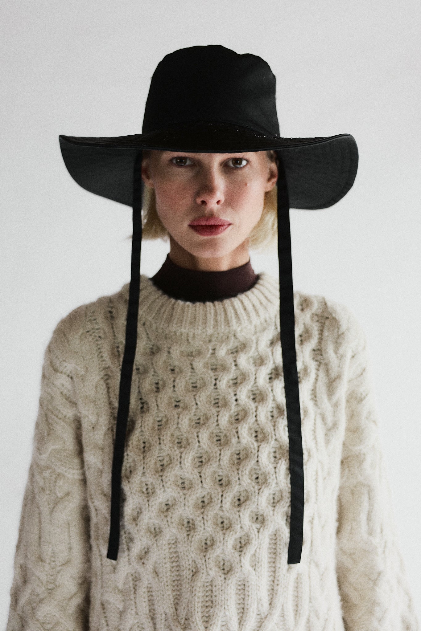 Shiloh Bucket - Black