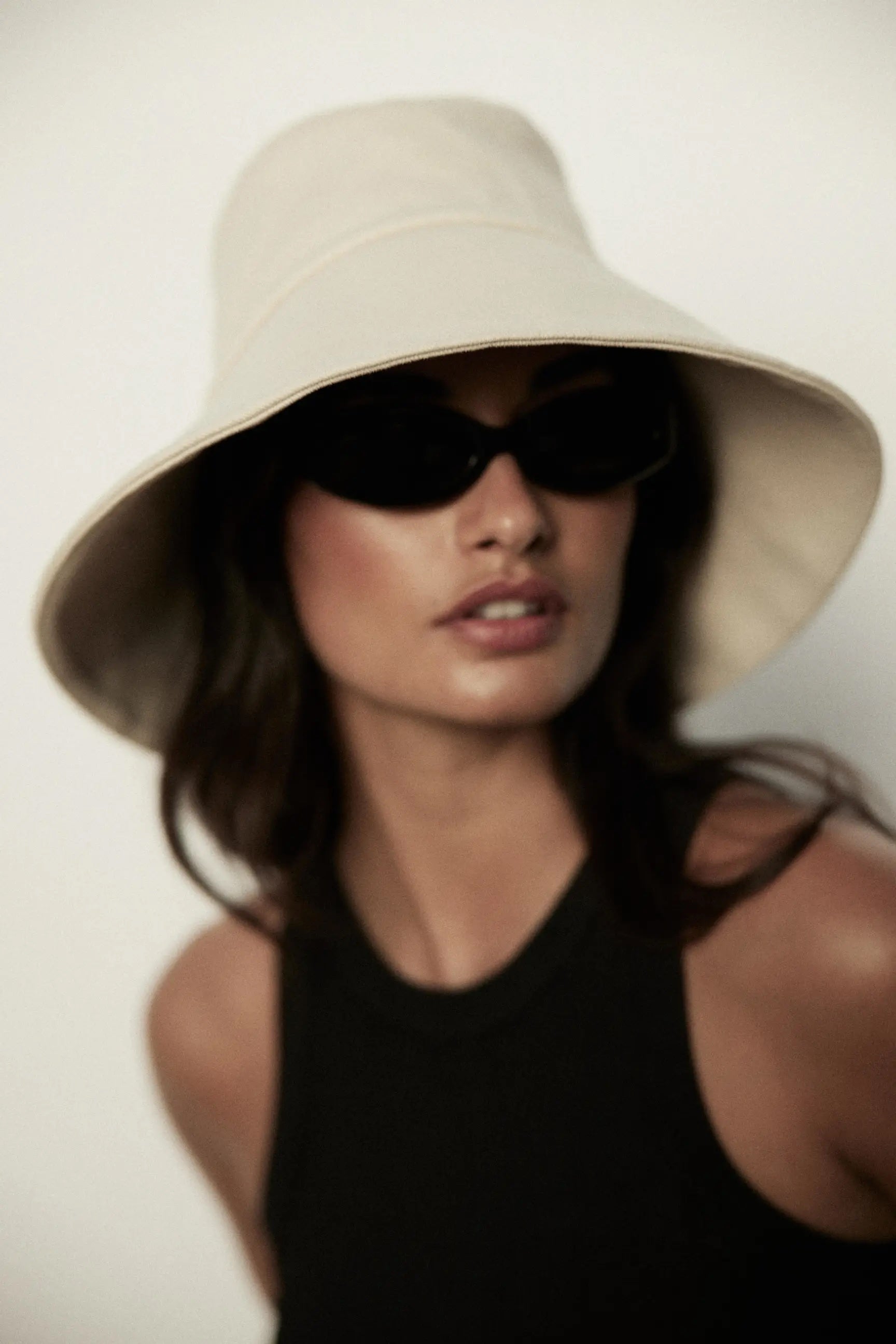 Walker Bucket Hat - Off White