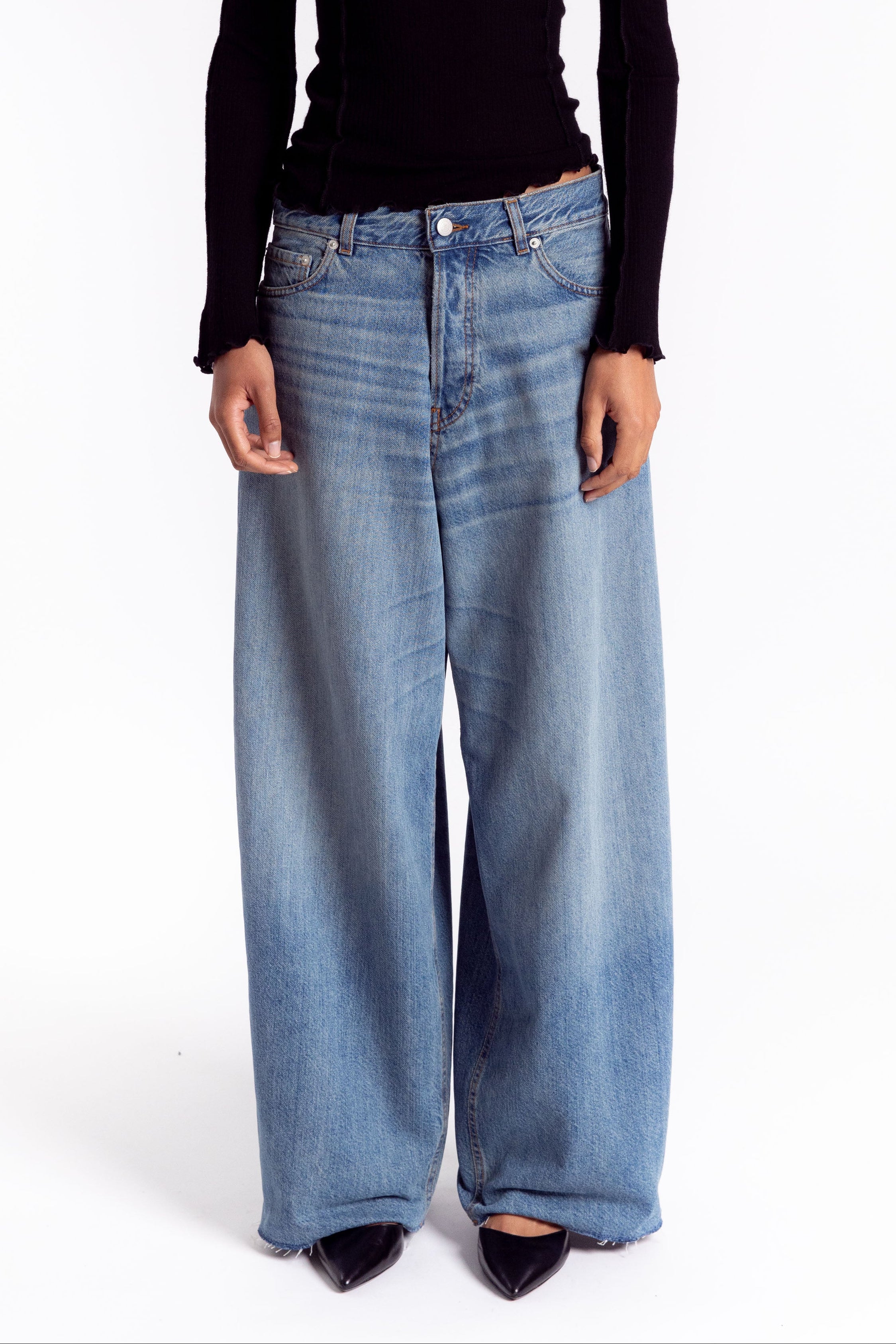 Bethany Ionic Blue Jeans - Ionic Blue