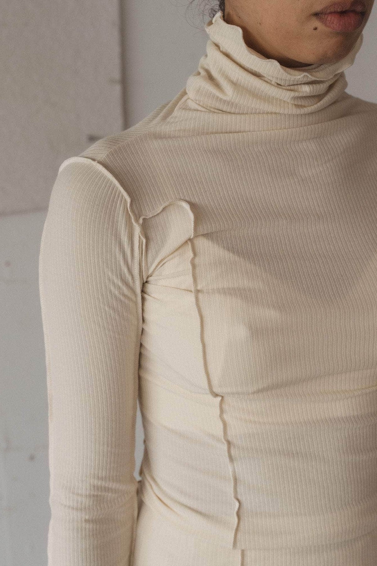 Omato Turtleneck - Off White