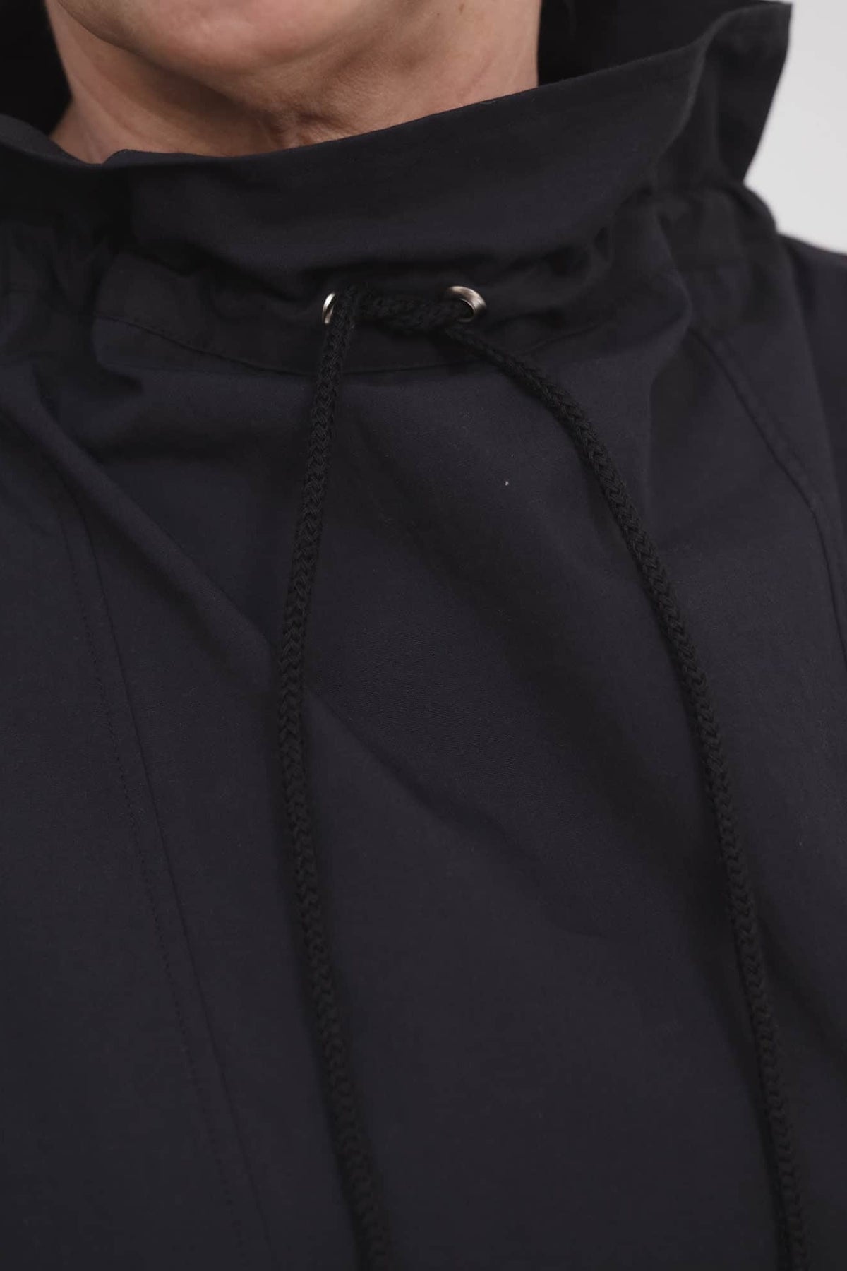 Uro Top - Black