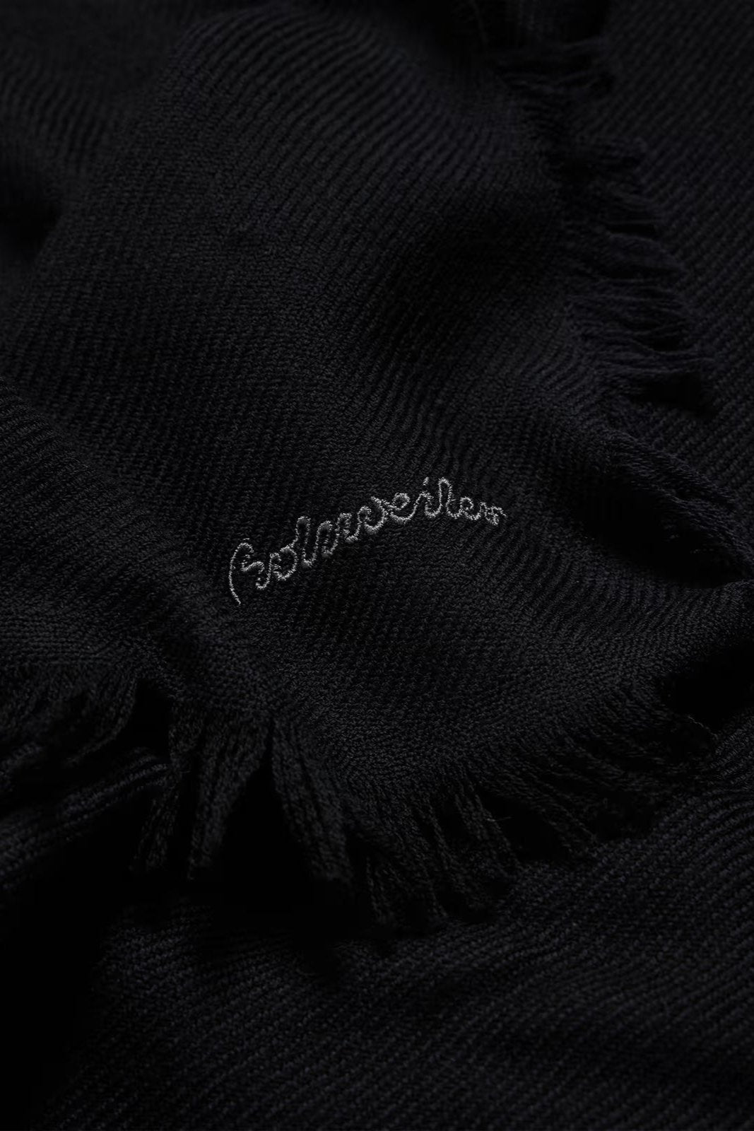 Fine Wool Scarf Fringed - Black