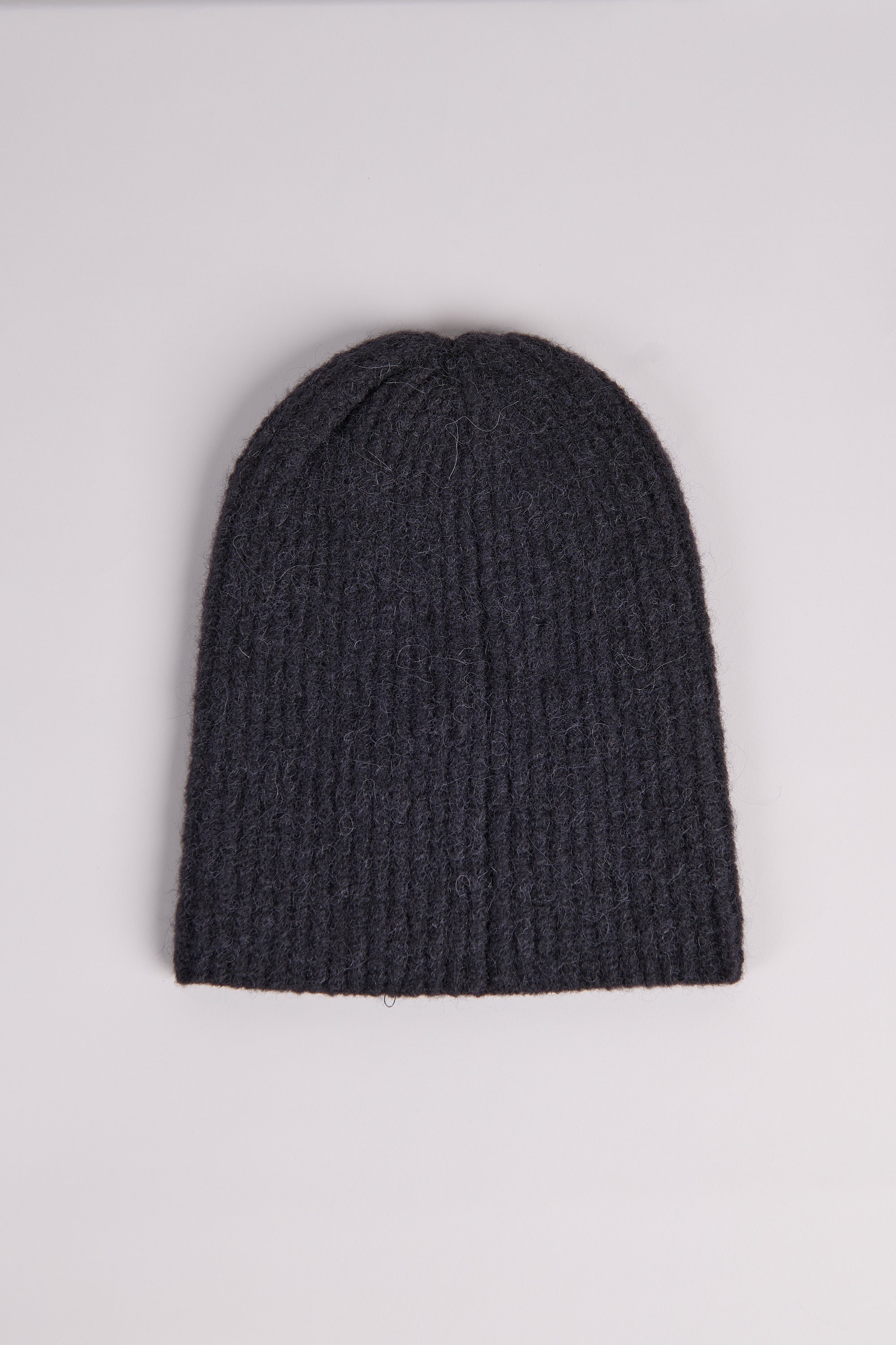 Piper Black Beanie - Black