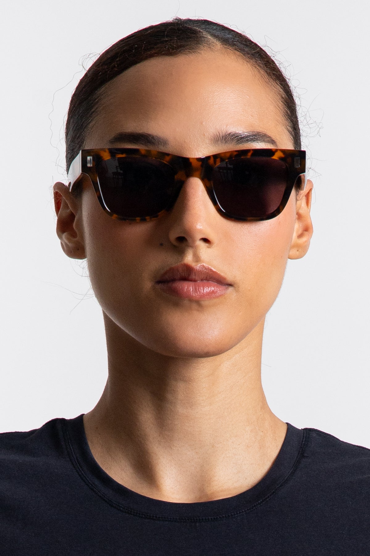 Aki Sunglasses - Havana