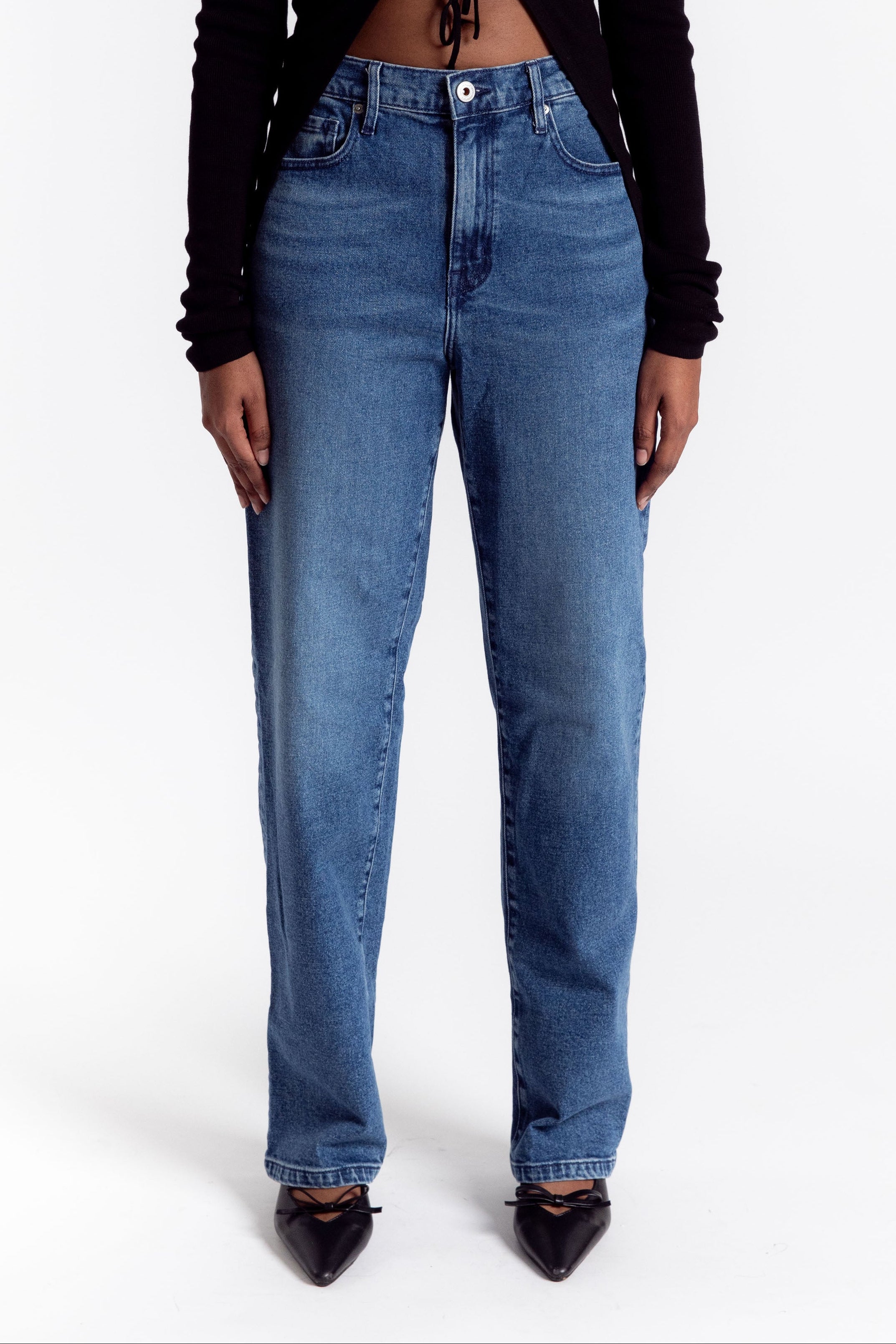 Avril Low Slouchy Wide Leg Jean - Moment Mid Blue