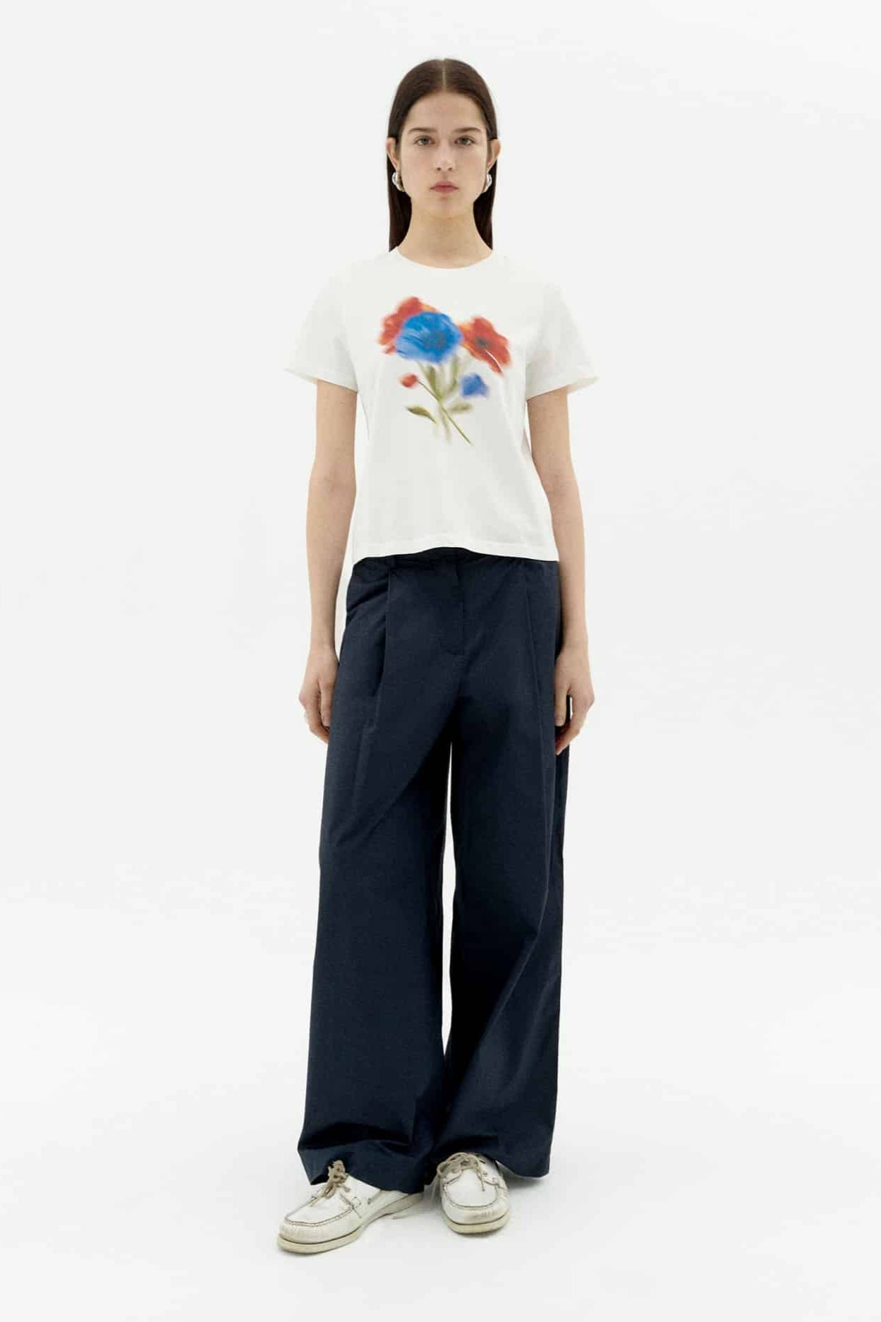Blurry Flower Ida Tee - White