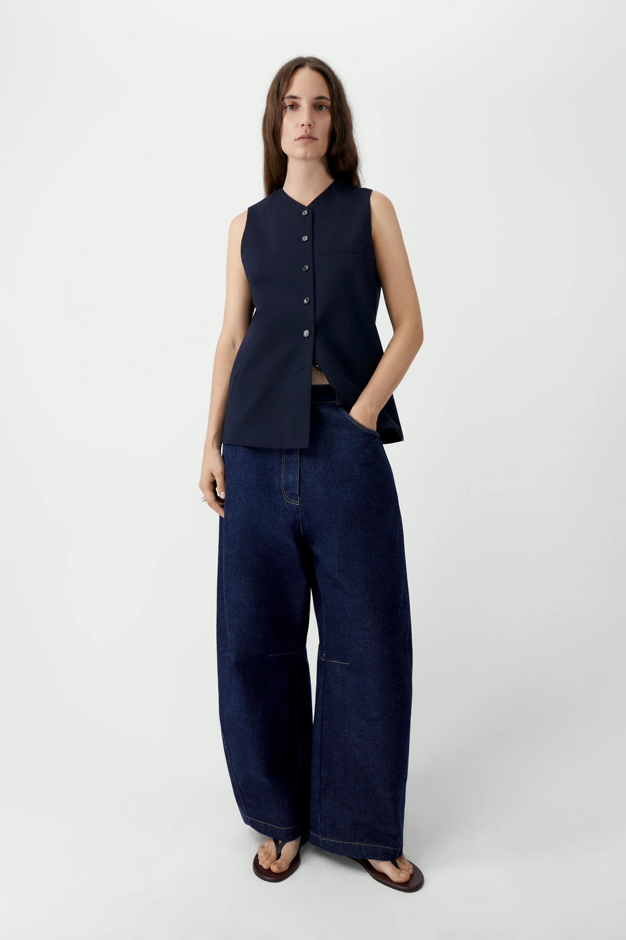 Curved Baggy Jeans - Denim
