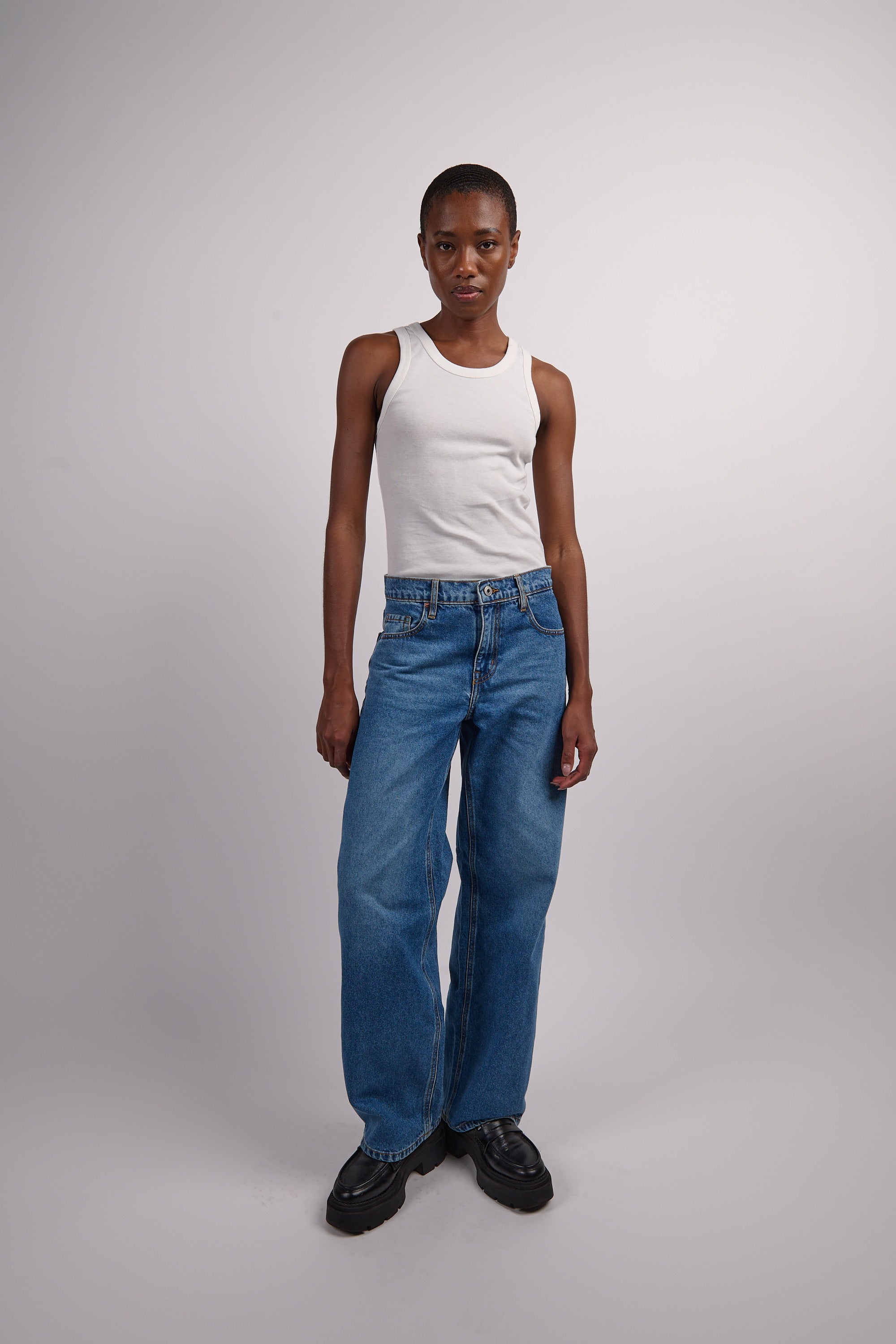 Avril Low Slouchy Wide Leg Jean - Moment Mid Blue