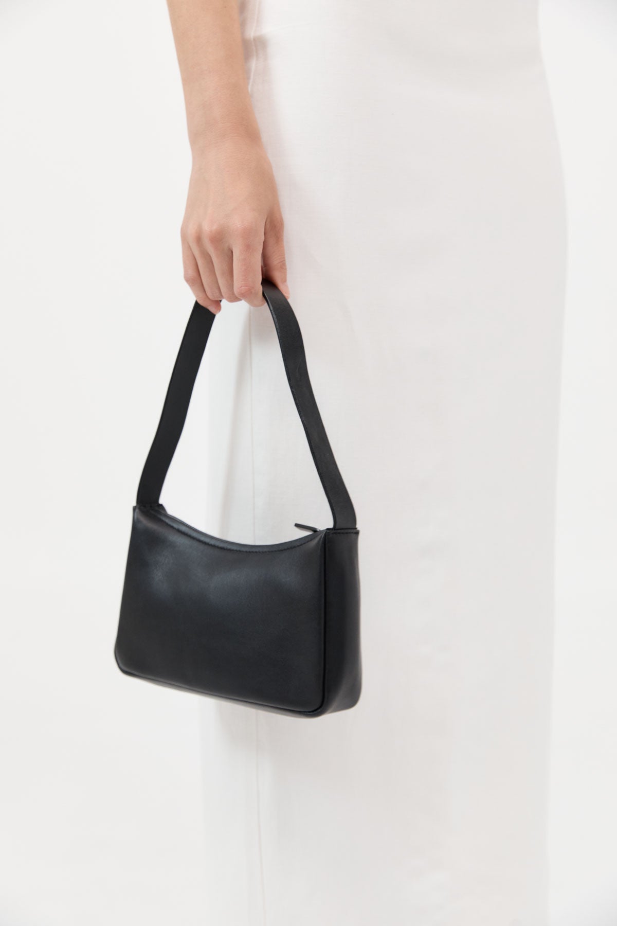 90s Petit Shoulder Bag - Black